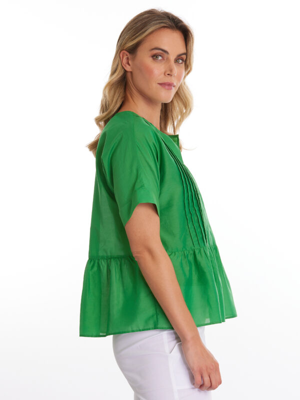MARCO POLO - YTMS44551 S/S Pleat Front Top Emerald - Image 3