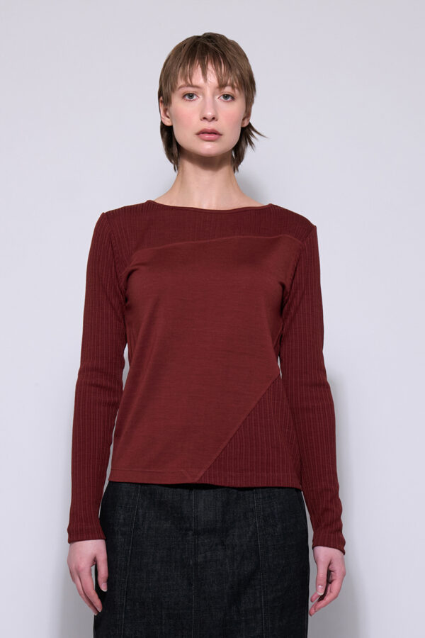 NERIS - Divine Angles Top SN2708 - Red Clay