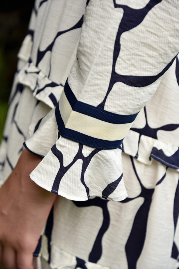 Curate by Trelise Cooper - In The Long Dress - Shells - Image 4