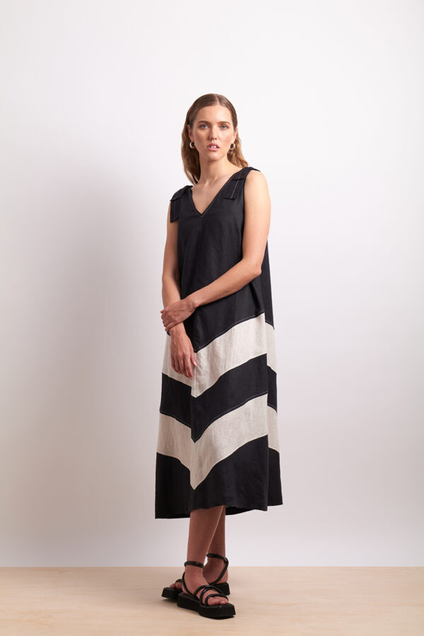 Neris- The Mixer Dress SN2781 - Black Sesame - Image 2
