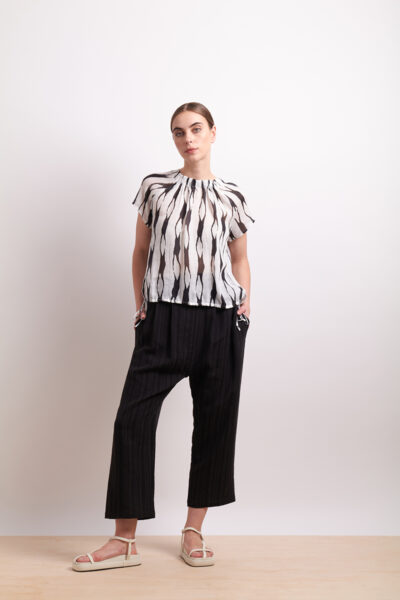 Neris - Soft Focus Top SN2839 - Liquorice