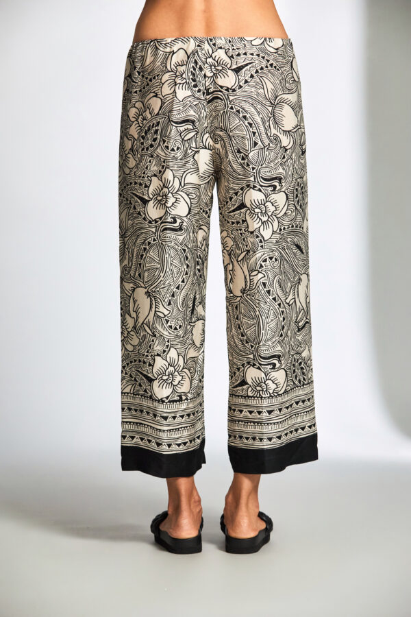 Peruzzi - Woodblock Print Trouser S24125 - Black/ Ecru - Image 2