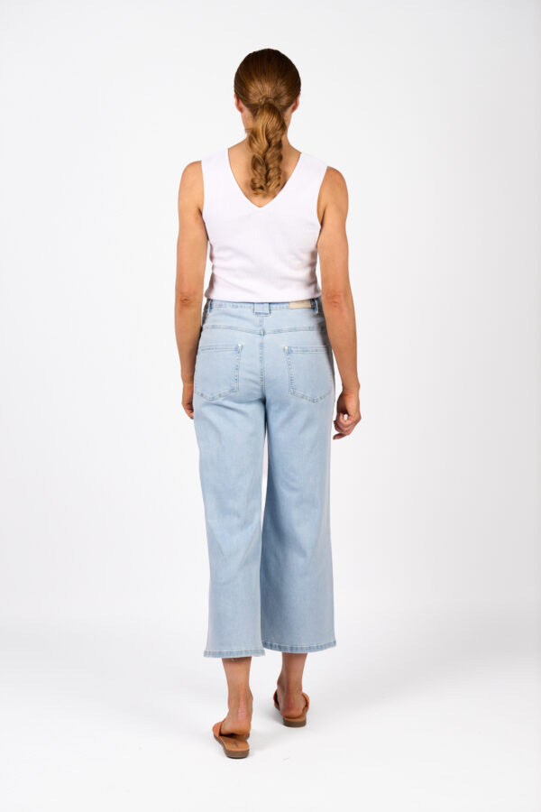 KNEWE-Spin Jean K4042 - Light Wash - Image 3