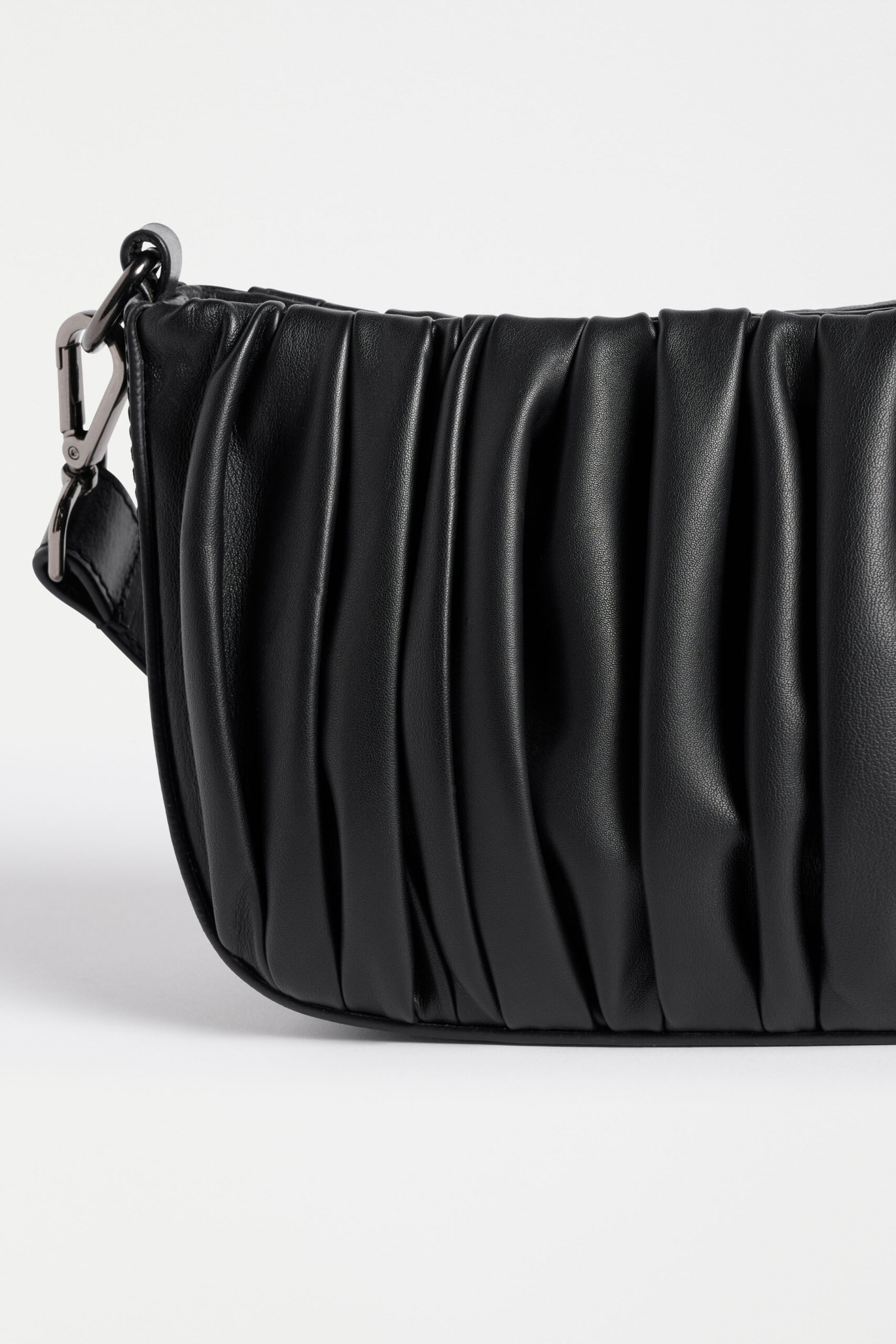 ELK-Niila Crossbody Bag -Black - Image 4