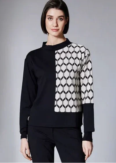 PERUZZI- Hexagonal Jacquard Knit-W25181